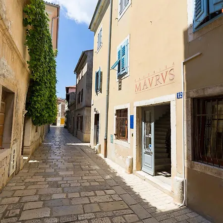 Old Town And * Porec